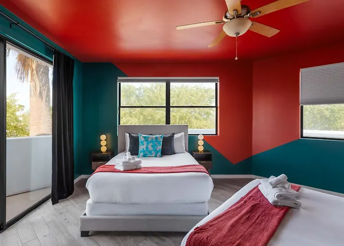 Zeta - Private Balcony - In Old Town