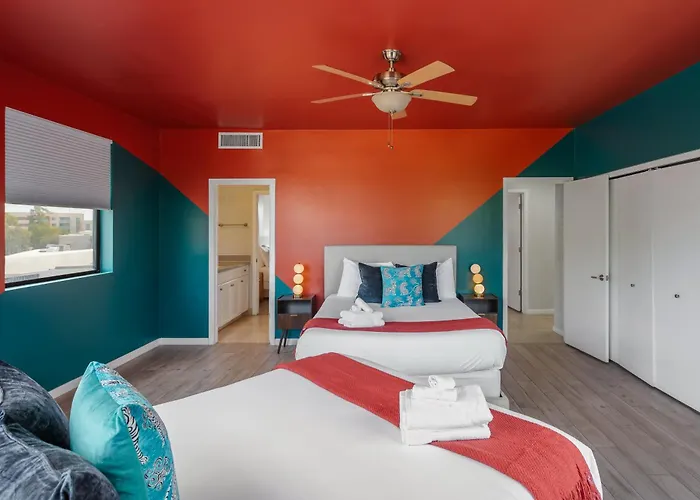 Zeta - Private Balcony - In Old Town Scottsdale